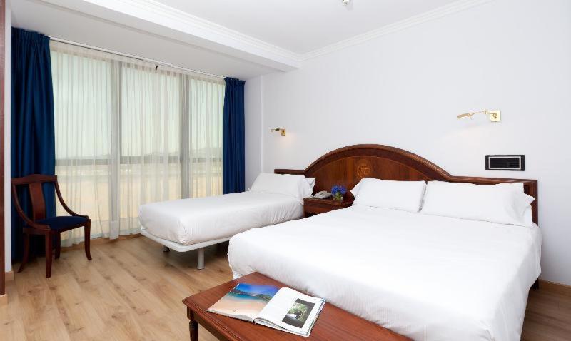 Chambre Triple Standard - Vue sur Mer